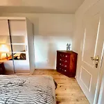 Gastuna Suites-familienapartment Apartmán