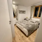 Gastuna Suites-familienapartment Apartmán