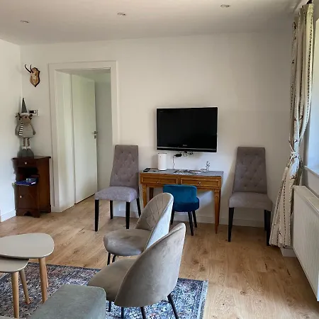 Gastuna Suites-familienapartment